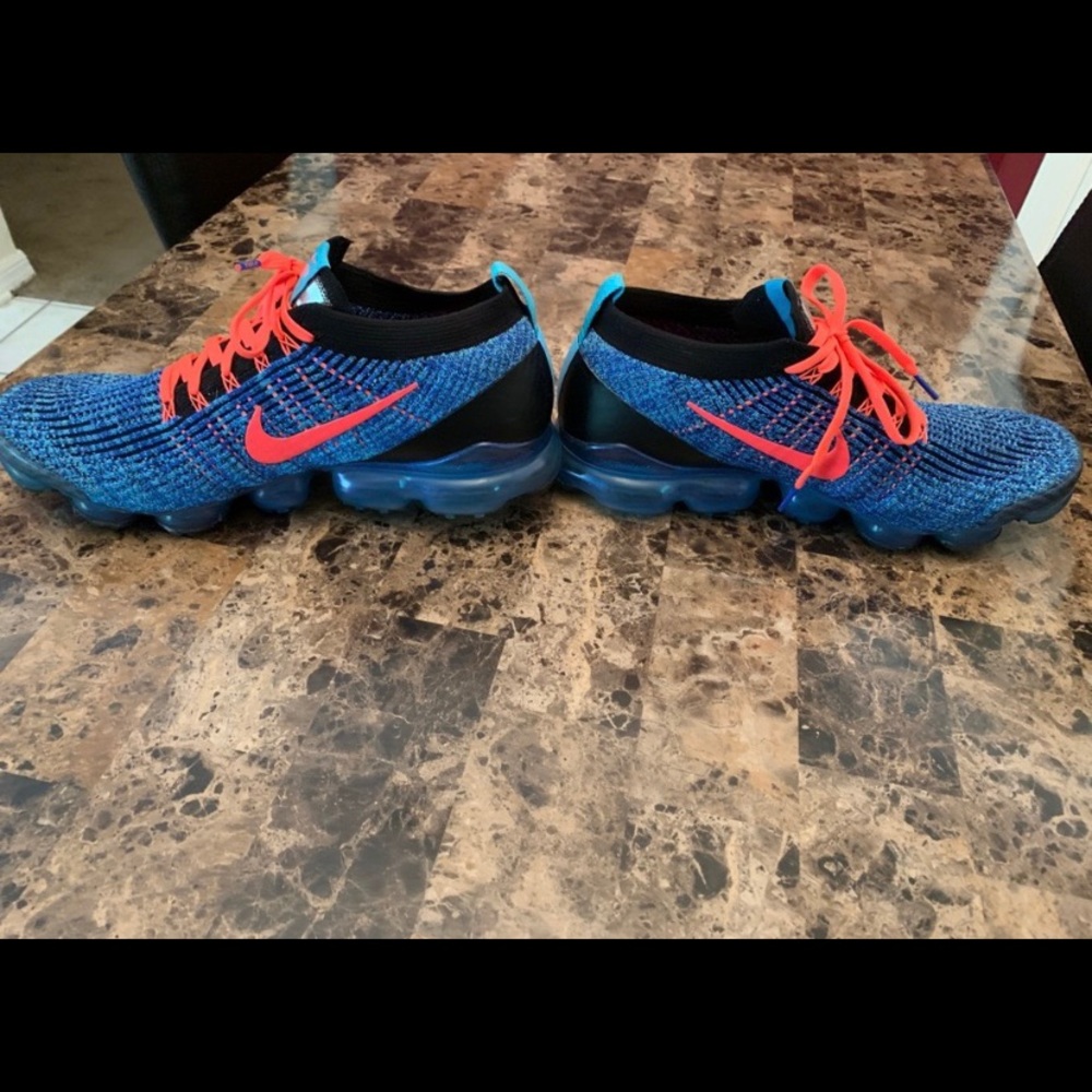 Nike vapor max size 13